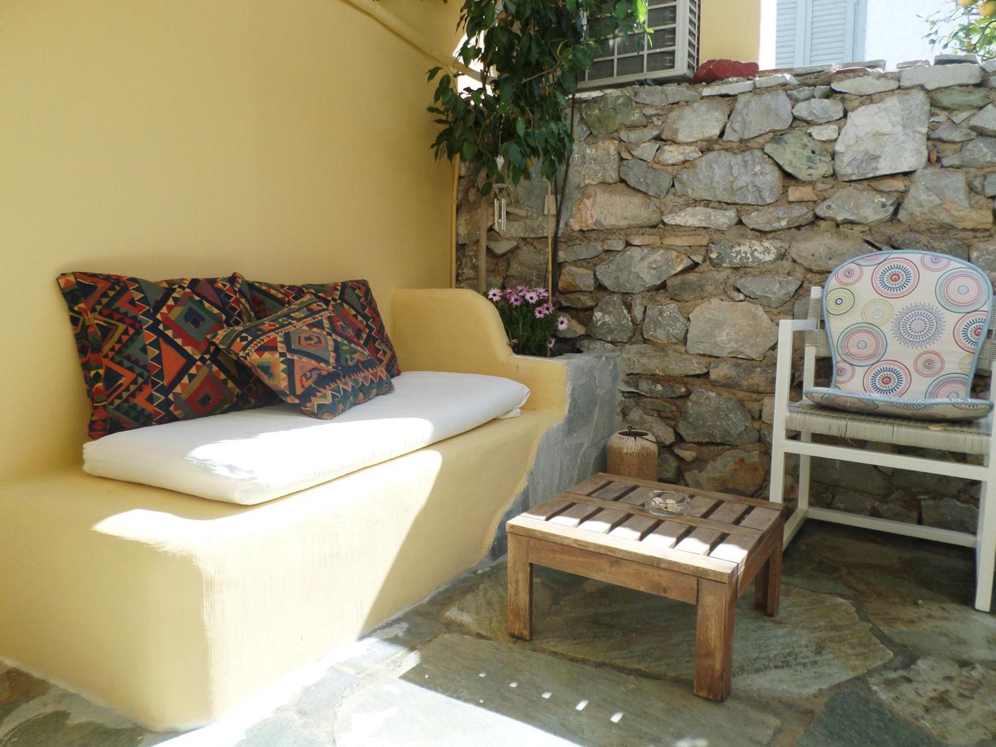 Vila In The Heart Of Hydra Exteriér fotografie